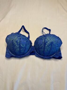 Victoria's Secret Pink Push-Up Demi Date Bra 32C Blue Lacey